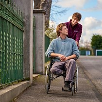 Neu-Isenburg, Home Instead Seniorenbetreuung - Offenbach